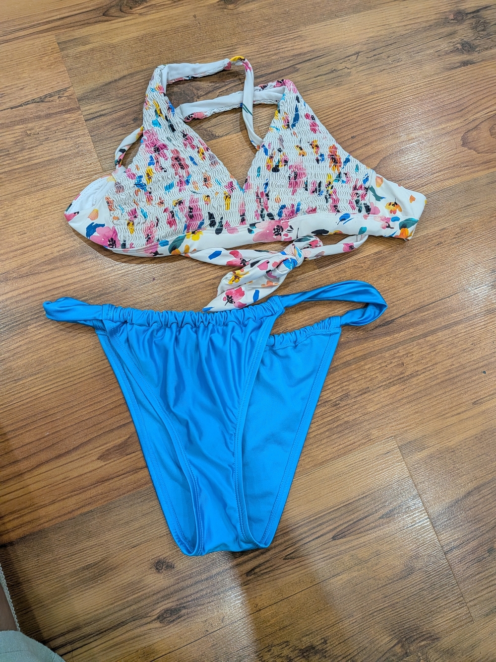 Catalina Floral Bikini Top And NWT Wild Fable Bikini Bottom Set